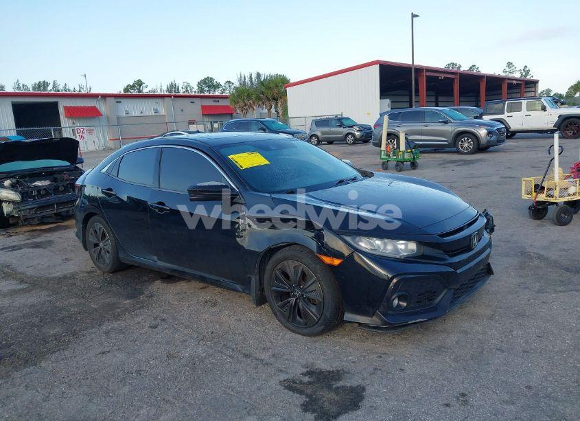 2019 Honda Civic EX (VIN SHHFK7H67KU210765) main photo