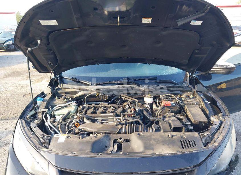 Photo 10 of 2019 Honda Civic EX (VIN SHHFK7H67KU210765)