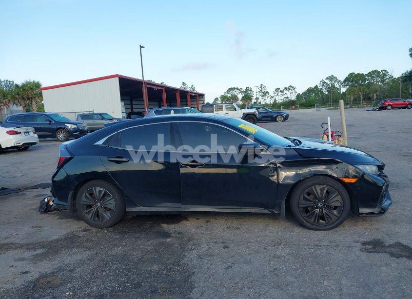 Photo 13 of 2019 Honda Civic EX (VIN SHHFK7H67KU210765)