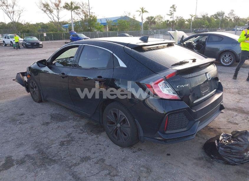 Photo 3 of 2019 Honda Civic EX (VIN SHHFK7H67KU210765)