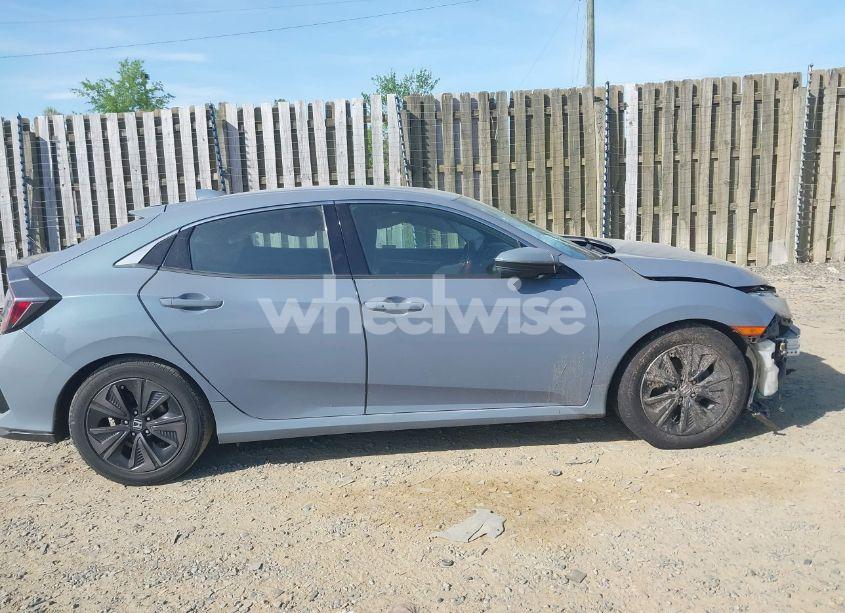 Photo 14 of 2019 Honda Civic EX (VIN SHHFK7H68KU214646)