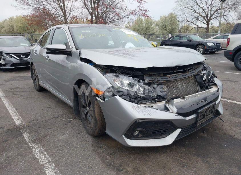 2018 Honda Civic EX-L (VIN SHHFK7H70JU432393) main photo