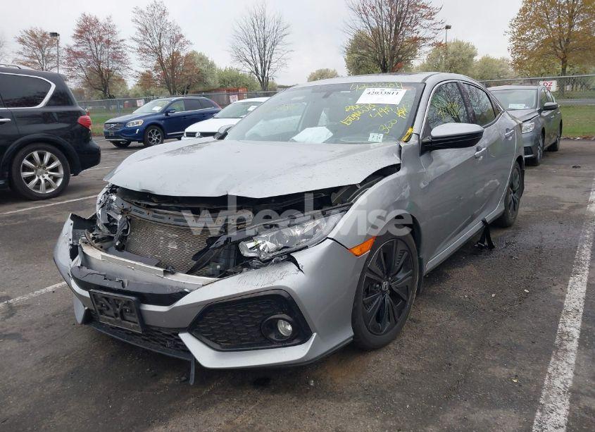 Photo 2 of 2018 Honda Civic EX-L (VIN SHHFK7H70JU432393)