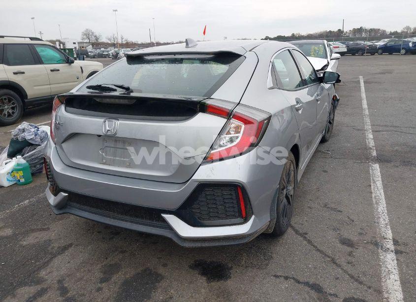 Photo 4 of 2018 Honda Civic EX-L (VIN SHHFK7H70JU432393)