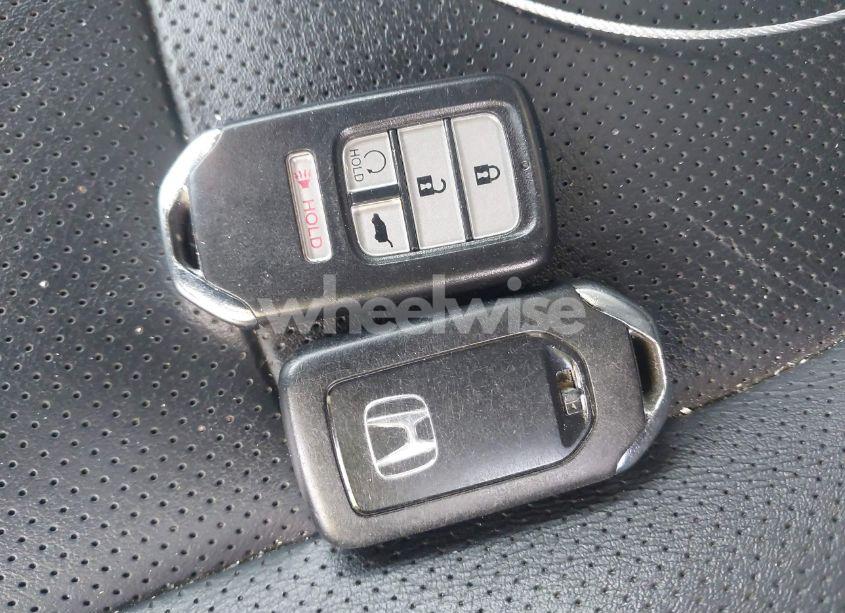 Photo 11 of 2017 Honda Civic EX-L (VIN SHHFK7H75HU225816)