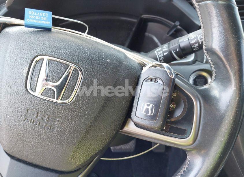 Photo 11 of 2018 Honda Civic EX-L (VIN SHHFK7H76JU211459)