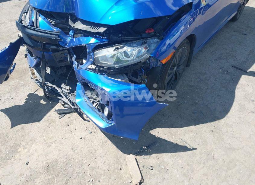 Photo 6 of 2019 Honda Civic EX-L (VIN SHHFK7H82KU224705)