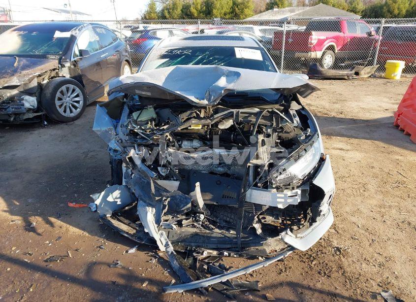 Photo 12 of 2018 Honda Civic SPORT TOURING (VIN SHHFK7H91JU235377)