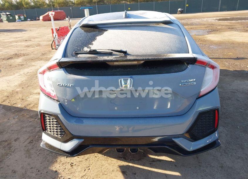 Photo 16 of 2018 Honda Civic SPORT TOURING (VIN SHHFK7H91JU235377)