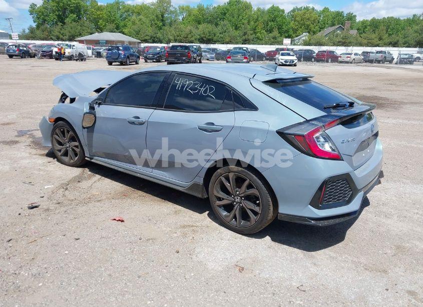 Photo 3 of 2018 Honda Civic SPORT TOURING (VIN SHHFK7H91JU235377)