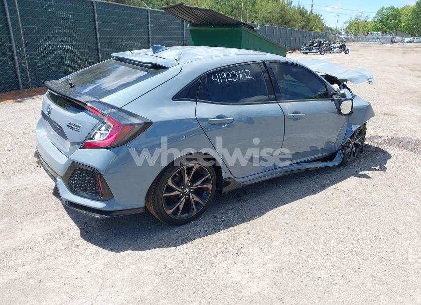 Photo 4 of 2018 Honda Civic SPORT TOURING (VIN SHHFK7H91JU235377)