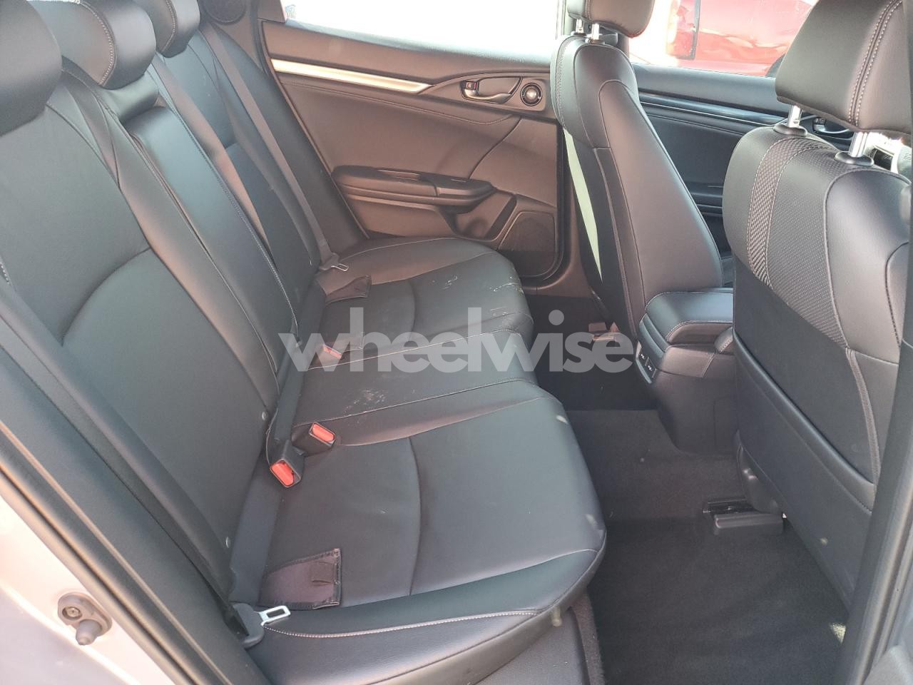 Photo 10 of 2020 HONDA CIVIC SPORT TOURING (VIN SHHFK7H93LU209933)