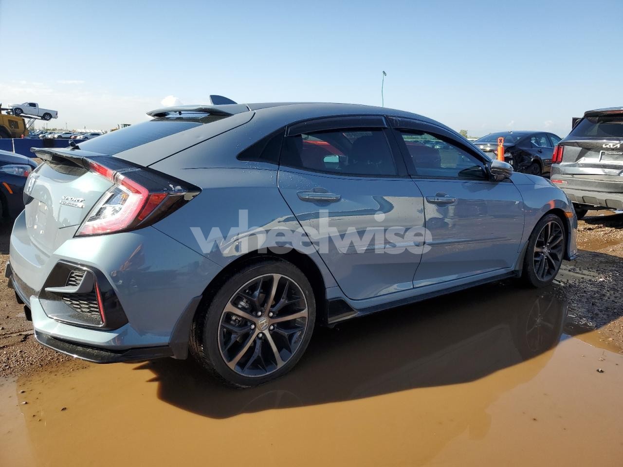 Photo 3 of 2020 HONDA CIVIC SPORT TOURING (VIN SHHFK7H93LU209933)