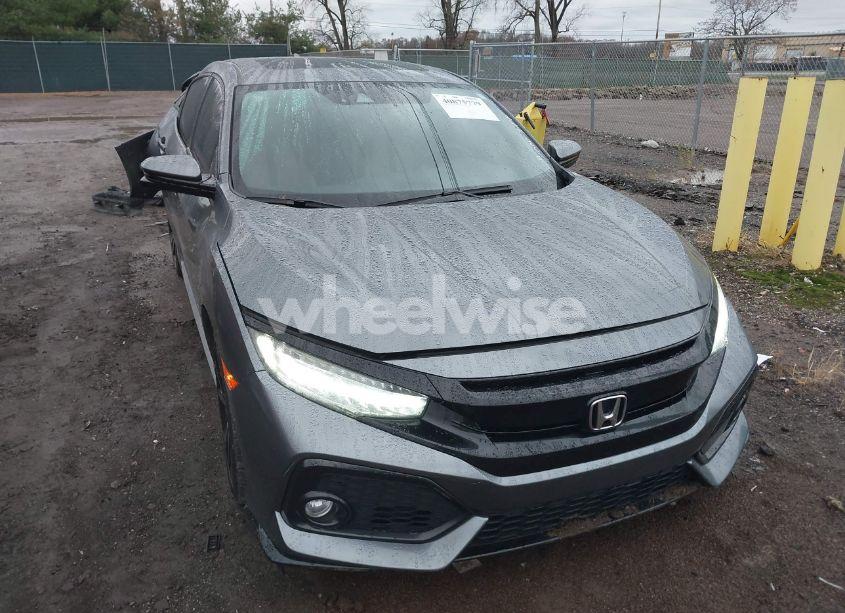 2018 Honda Civic SPORT TOURING (VIN SHHFK7H94JU237866) main photo