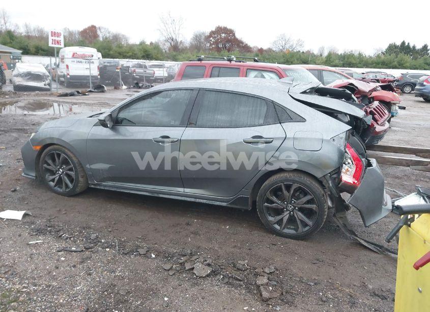 Photo 14 of 2018 Honda Civic SPORT TOURING (VIN SHHFK7H94JU237866)