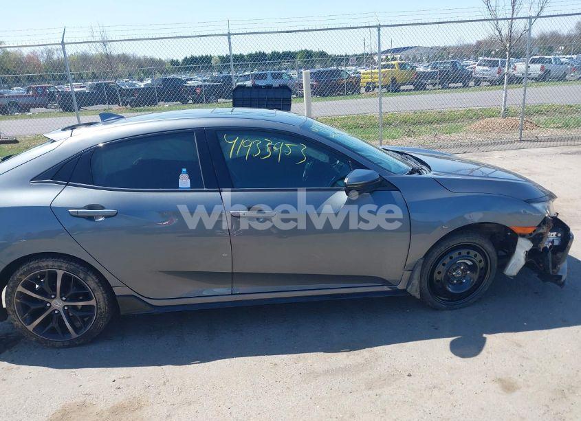 Photo 13 of 2020 Honda Civic SPORT TOURING (VIN SHHFK7H95LU221405)