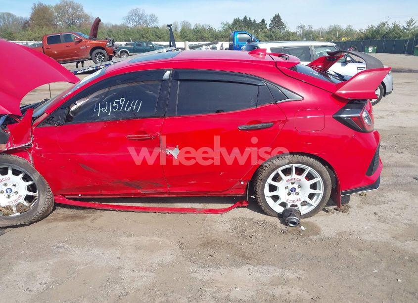 Photo 6 of 2018 Honda Civic SPORT TOURING (VIN SHHFK7H99JU418400)