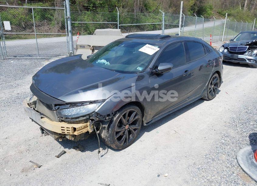 Photo 2 of 2018 Honda Civic SPORT TOURING (VIN SHHFK7H9XJU202202)