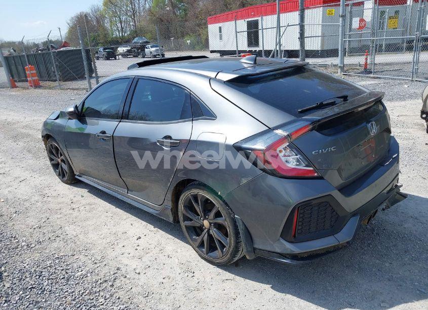Photo 3 of 2018 Honda Civic SPORT TOURING (VIN SHHFK7H9XJU202202)