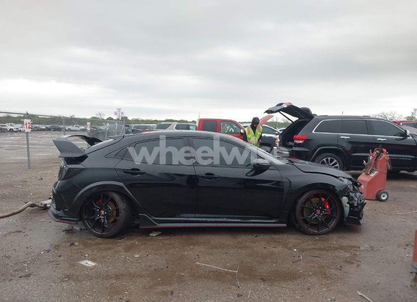 Photo 13 of 2019 Honda Civic TYPE R TOURING (VIN SHHFK8G72KU205747)