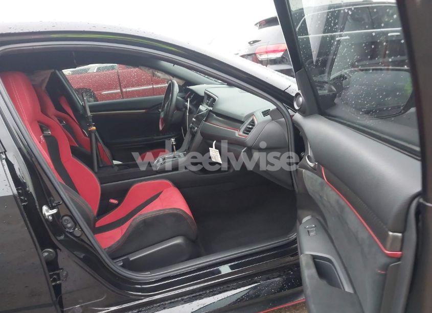 Photo 5 of 2019 Honda Civic TYPE R TOURING (VIN SHHFK8G72KU205747)