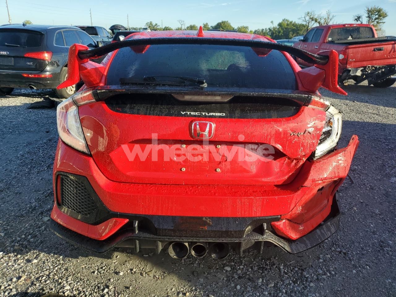 Photo 6 of 2018 HONDA CIVIC TYPE-R TOURING (VIN SHHFK8G73JU202113)