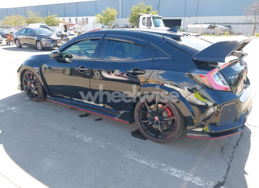 Photo 3 of 2019 Honda Civic TYPE R TOURING (VIN SHHFK8G74KU206849)