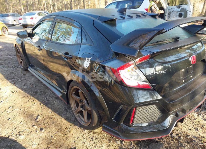 Photo 3 of 2018 Honda Civic TYPE R TOURING (VIN SHHFK8G77JU204513)