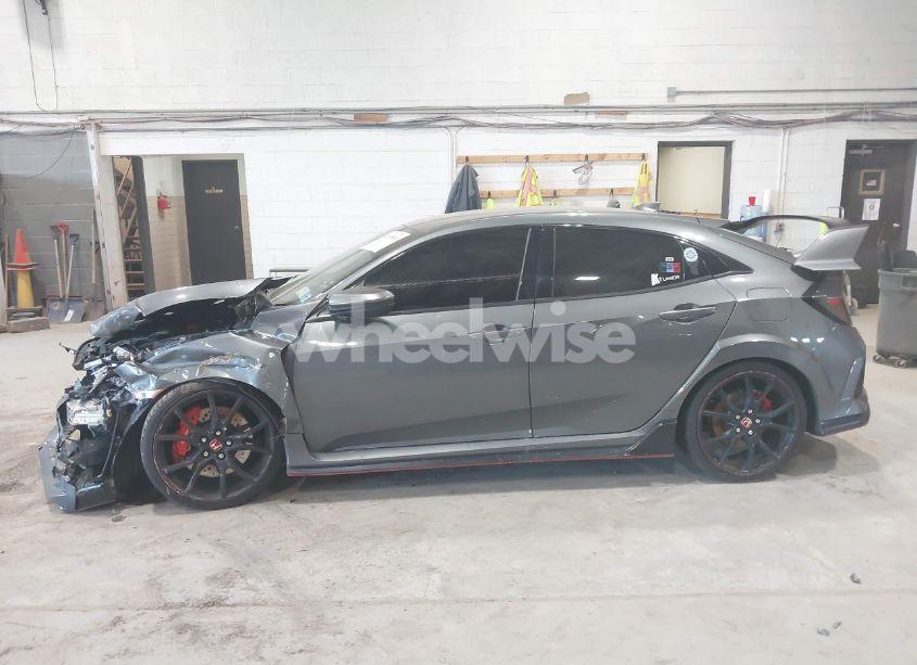 Photo 14 of 2019 Honda Civic TYPE R TOURING (VIN SHHFK8G79KU202943)