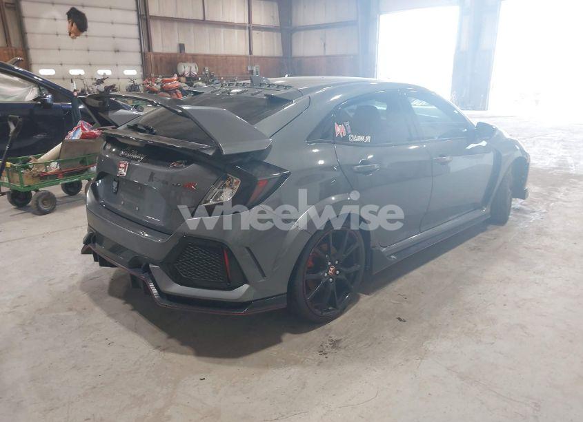 Photo 4 of 2019 Honda Civic TYPE R TOURING (VIN SHHFK8G79KU202943)