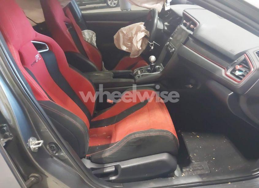 Photo 5 of 2019 Honda Civic TYPE R TOURING (VIN SHHFK8G79KU202943)