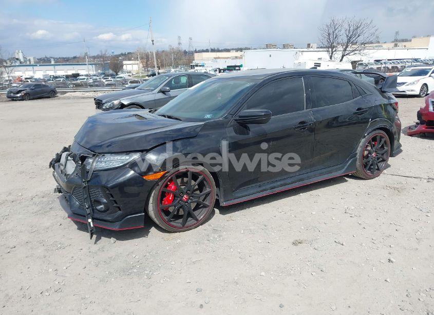 Photo 2 of 2019 Honda Civic TYPE R TOURING (VIN SHHFK8G7XKU202773)