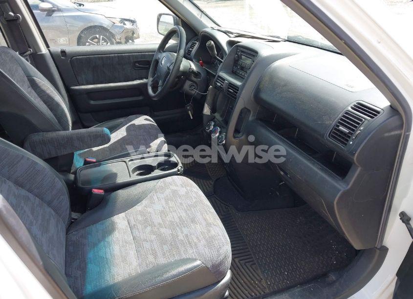 Photo 5 of 2003 Honda Cr-v LX (VIN SHSRD78443U157640)