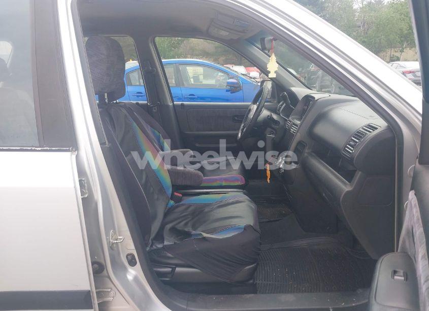 Photo 5 of 2002 Honda Cr-v LX (VIN SHSRD78482U009487)