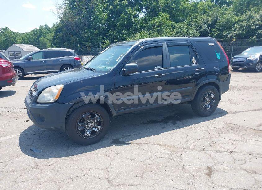 Photo 2 of 2002 Honda Cr-v LX (VIN SHSRD78492U007358)