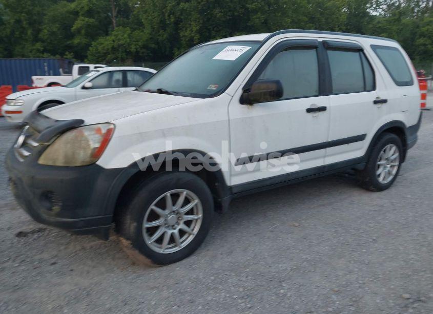 Photo 2 of 2005 Honda Cr-v LX (VIN SHSRD78515U328520)