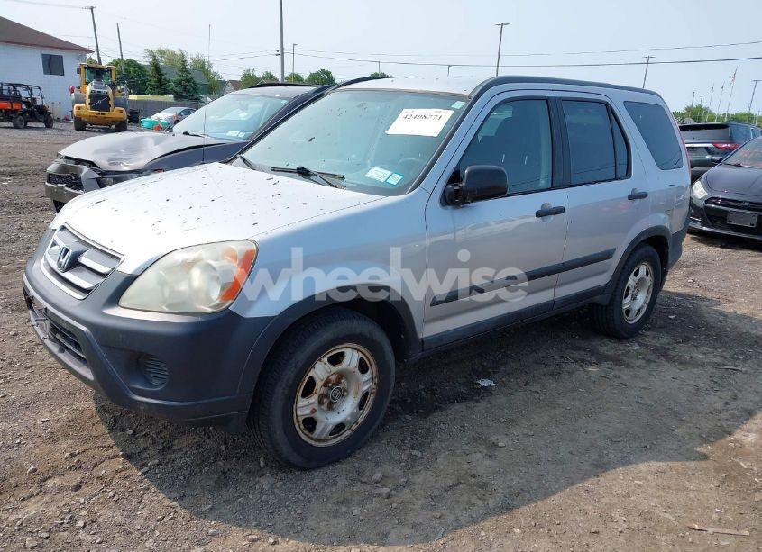 Photo 2 of 2005 Honda Cr-v LX (VIN SHSRD78565U332594)