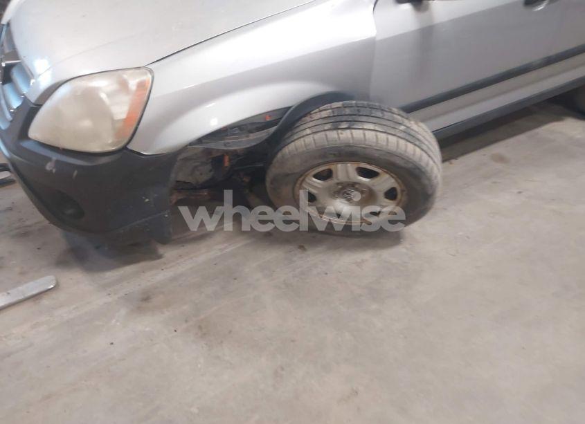 Photo 13 of 2005 Honda Cr-v LX (VIN SHSRD785X5U317161)