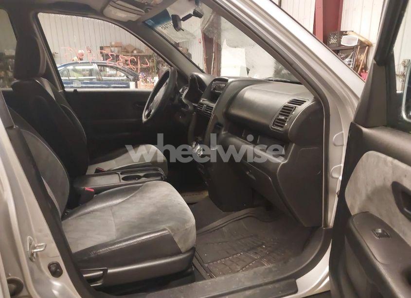 Photo 5 of 2002 Honda Cr-v EX (VIN SHSRD78802U013200)