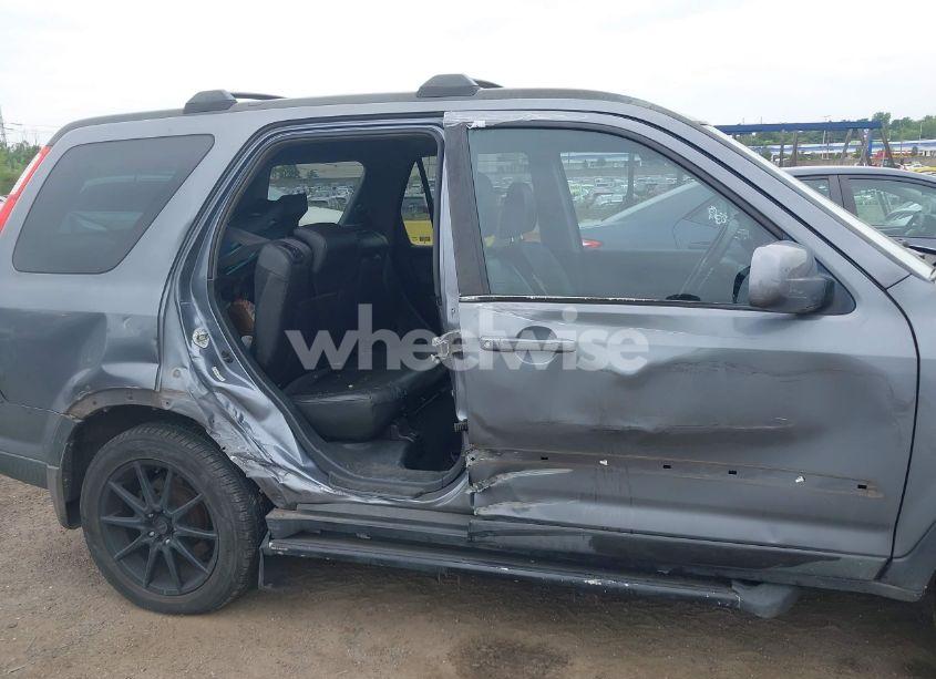 Photo 6 of 2005 Honda Cr-v SE (VIN SHSRD78955U326742)