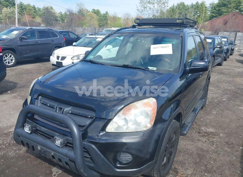 Photo 2 of 2005 Honda Cr-v SE (VIN SHSRD78985U337265)