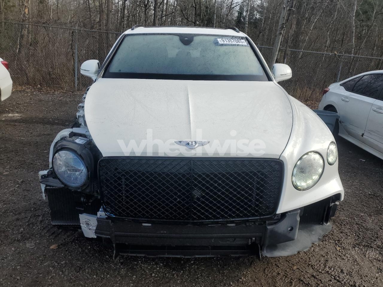 Photo 5 of 2021 BENTLEY BENTAYGA (VIN SJAAM2ZVXMC034004)