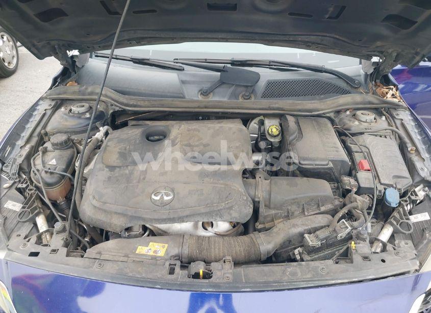 Photo 10 of 2018 Infiniti Qx30 PREMIUM (VIN SJKCH5CP8JA046812)