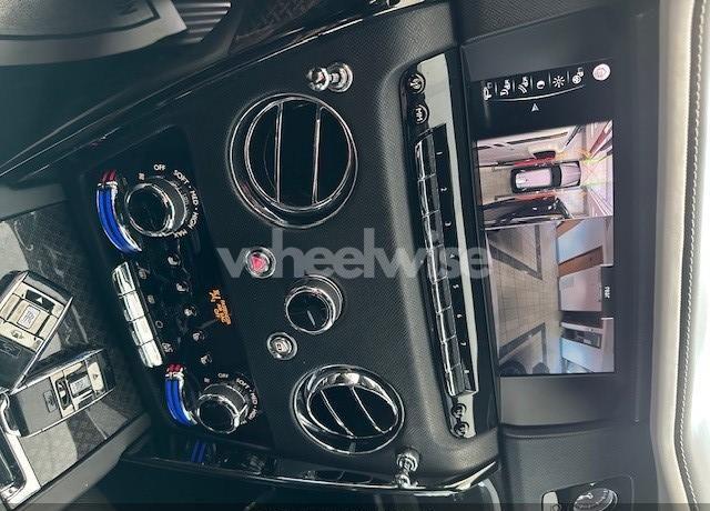 Photo 11 of 2020 Rolls-royce Cullinan BLACK BADGE (VIN SLATV8C05LU200594)