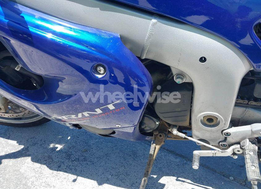 Photo 9 of 2002 Triumph Motorcycle SPRINT ST (VIN SMT600FVX2J147390)