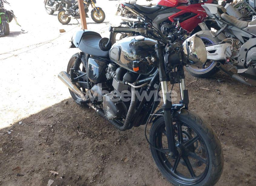 2010 Triumph Motorcycle BONNEVILLE (VIN SMT900K13AT412010) main photo