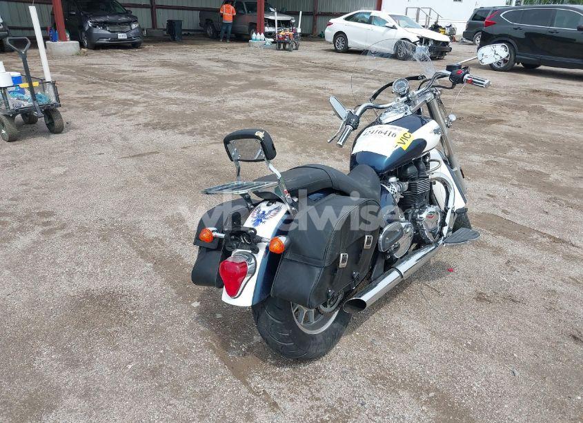 Photo 4 of 2011 Triumph Motorcycle AMERICA (VIN SMT905RN6BT488232)