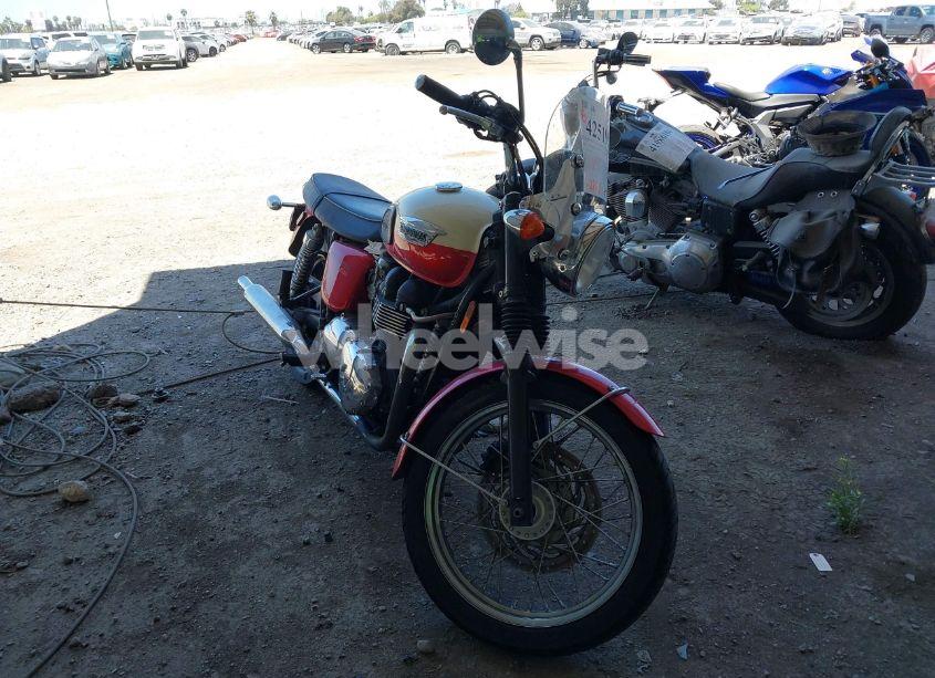 2012 Triumph Motorcycle BONNEVILLE T100 (VIN SMT910K11CT516916) main photo