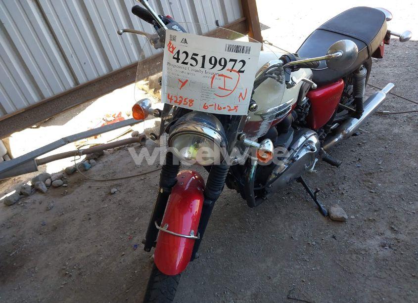 Photo 15 of 2012 Triumph Motorcycle BONNEVILLE T100 (VIN SMT910K11CT516916)