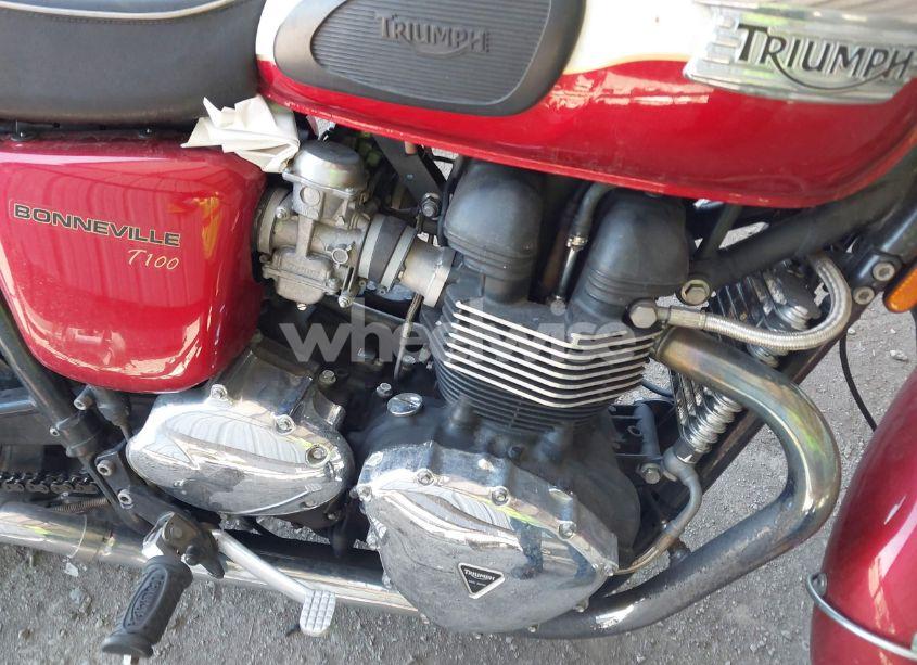 Photo 8 of 2012 Triumph Motorcycle BONNEVILLE T100 (VIN SMT910K11CT516916)